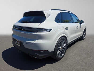 2025 Porsche Cayenne S