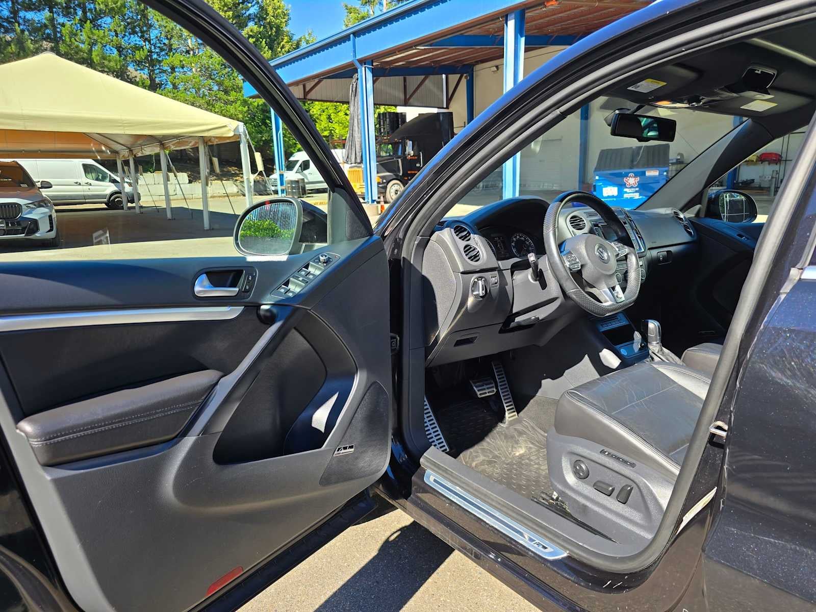 2014 Volkswagen Tiguan R-Line
