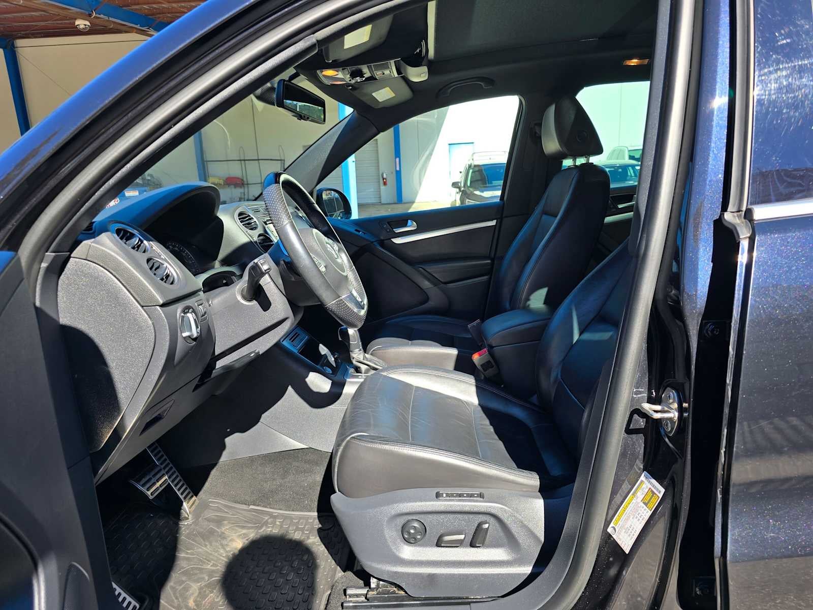 2014 Volkswagen Tiguan R-Line