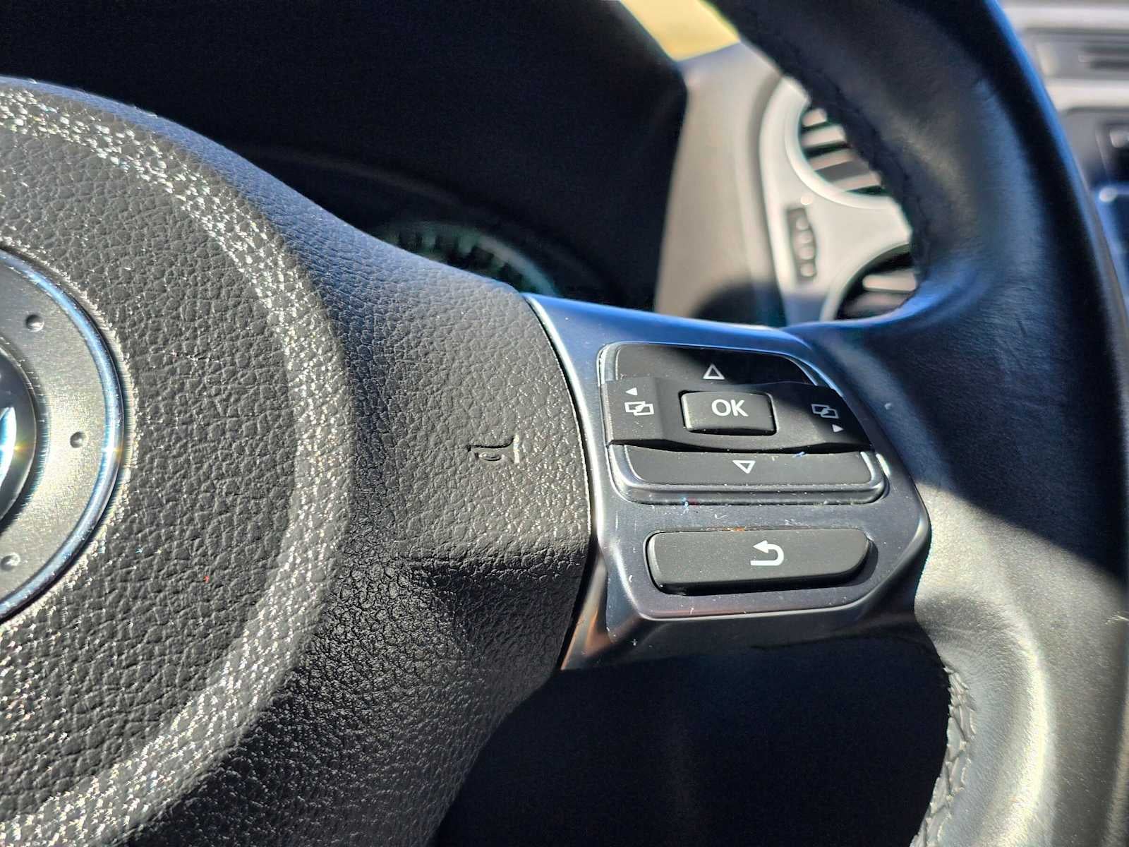 2014 Volkswagen Tiguan R-Line