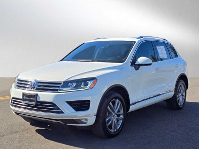 2016 Volkswagen Touareg Executive