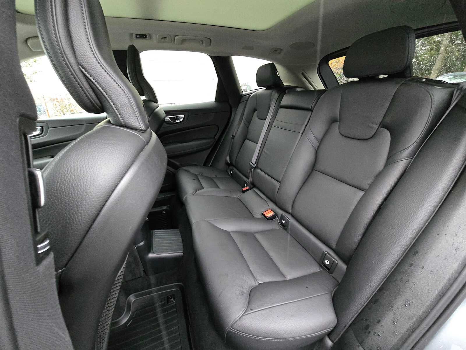 2020 Volvo XC60 Momentum