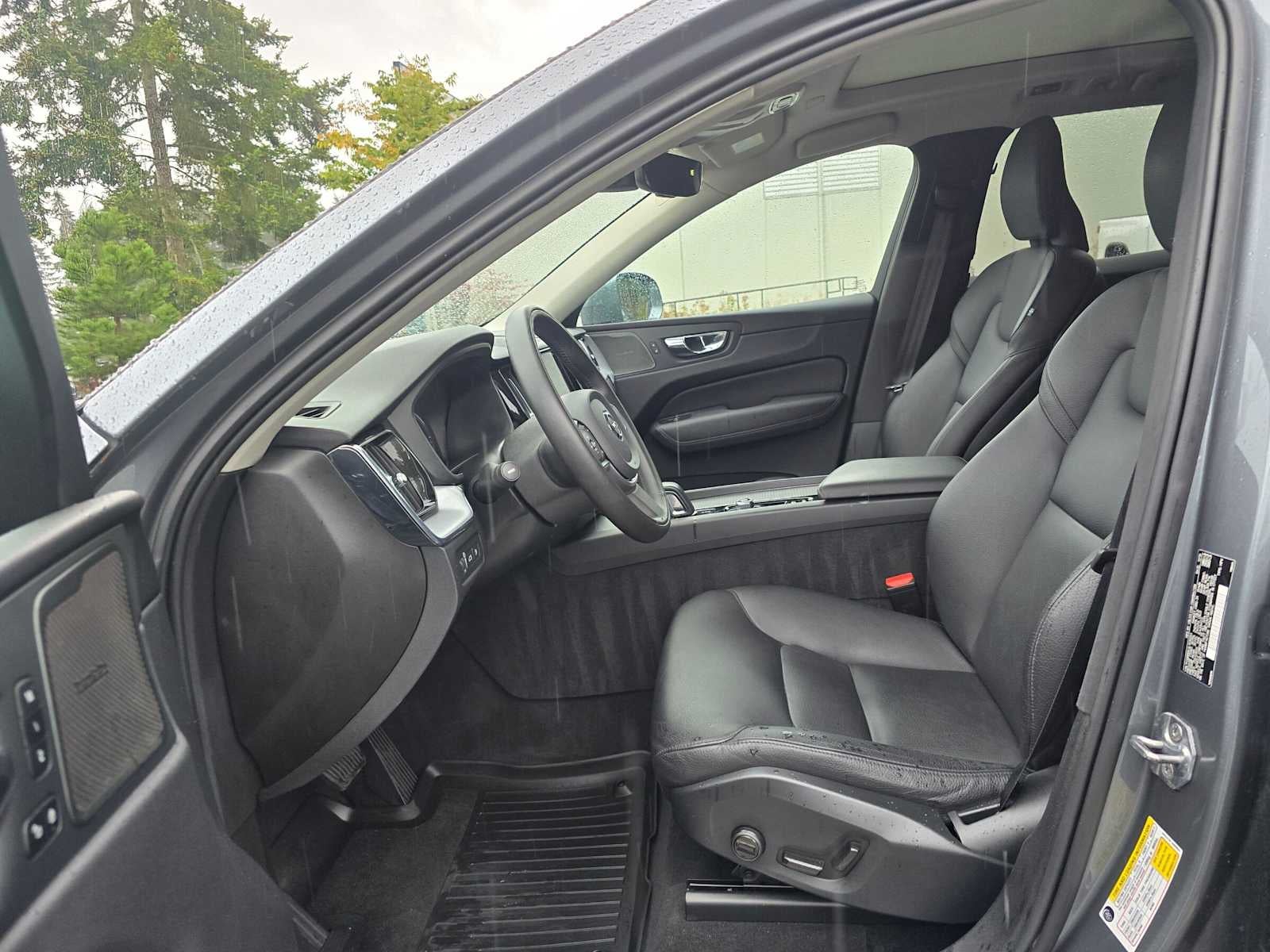 2020 Volvo XC60 Momentum