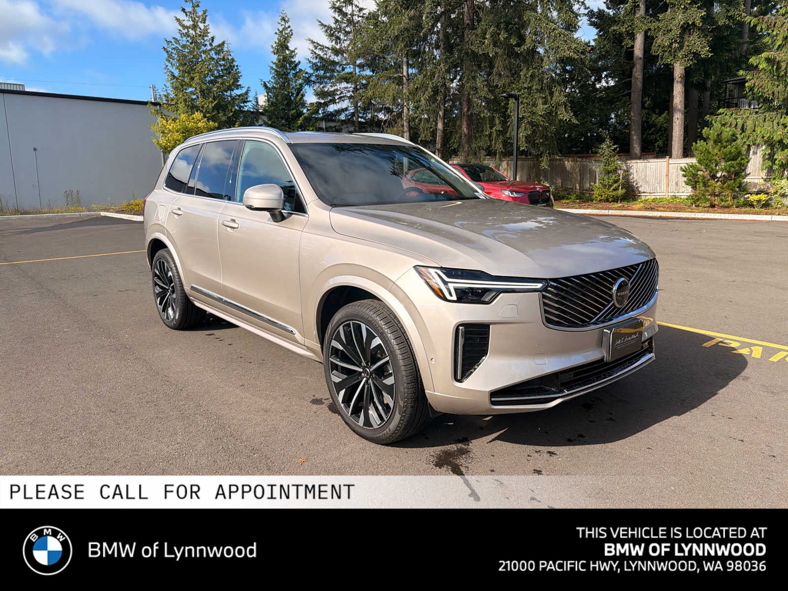 2026 Volvo XC90 Plug-In Hybrid Plus