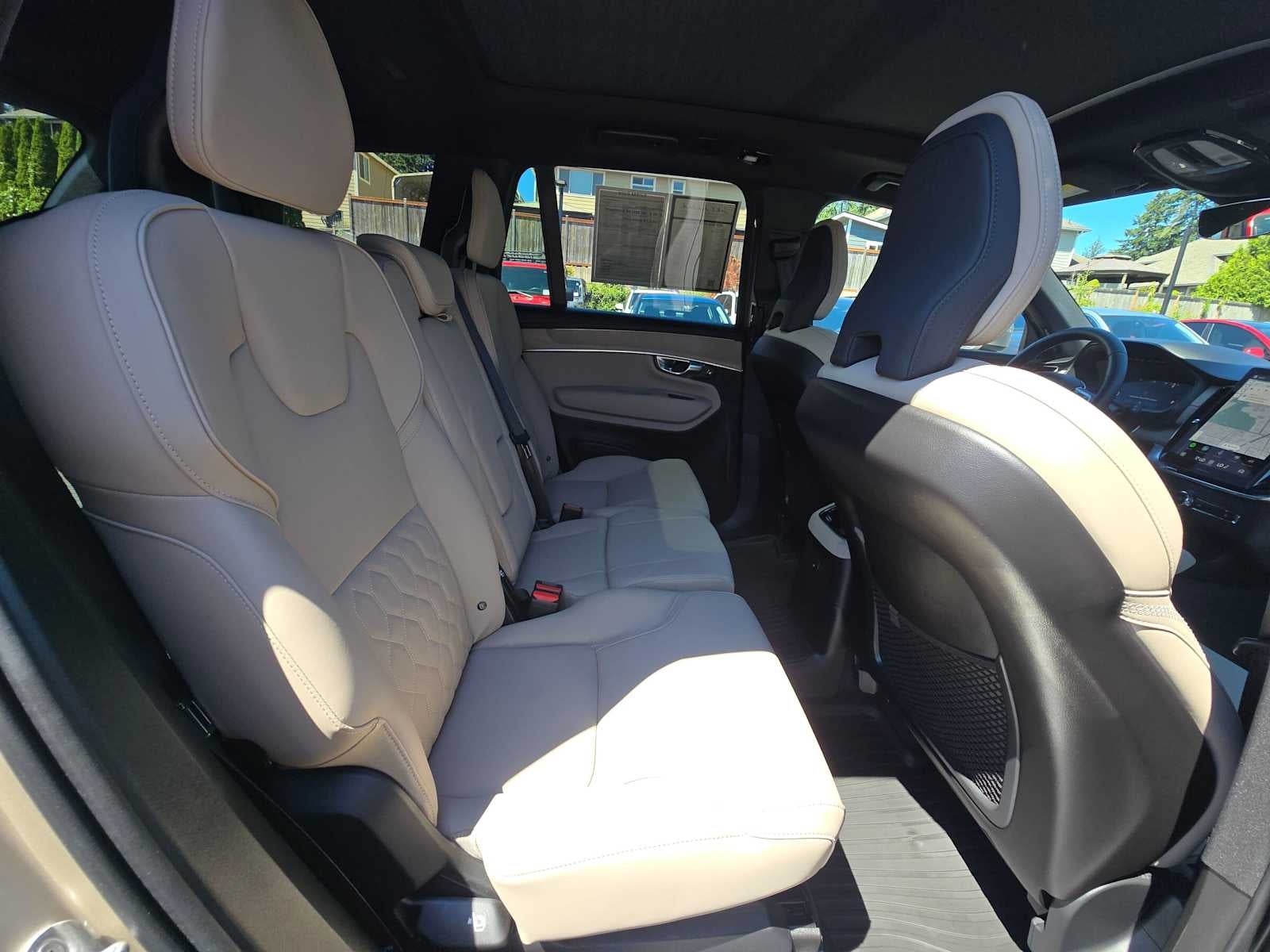 2026 Volvo XC90 Plug-In Hybrid Plus