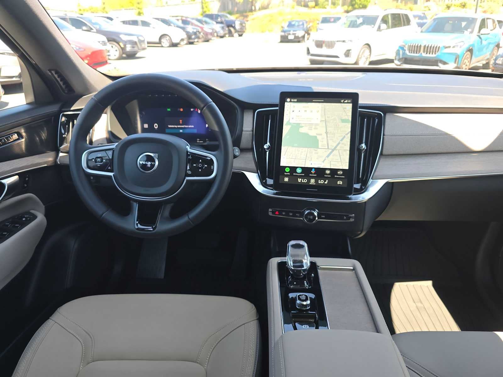 2026 Volvo XC90 Plug-In Hybrid Plus