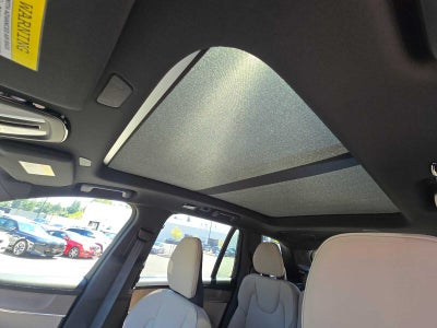 2026 Volvo XC90 Plug-In Hybrid Plus