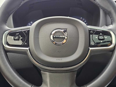 2024 Volvo XC60 Ultimate Dark Theme