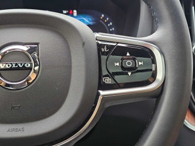 2024 Volvo XC60 Ultimate Dark Theme