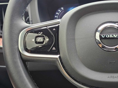 2024 Volvo XC60 Ultimate Dark Theme