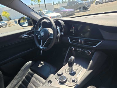 2019 Alfa Romeo Giulia Ti Sport