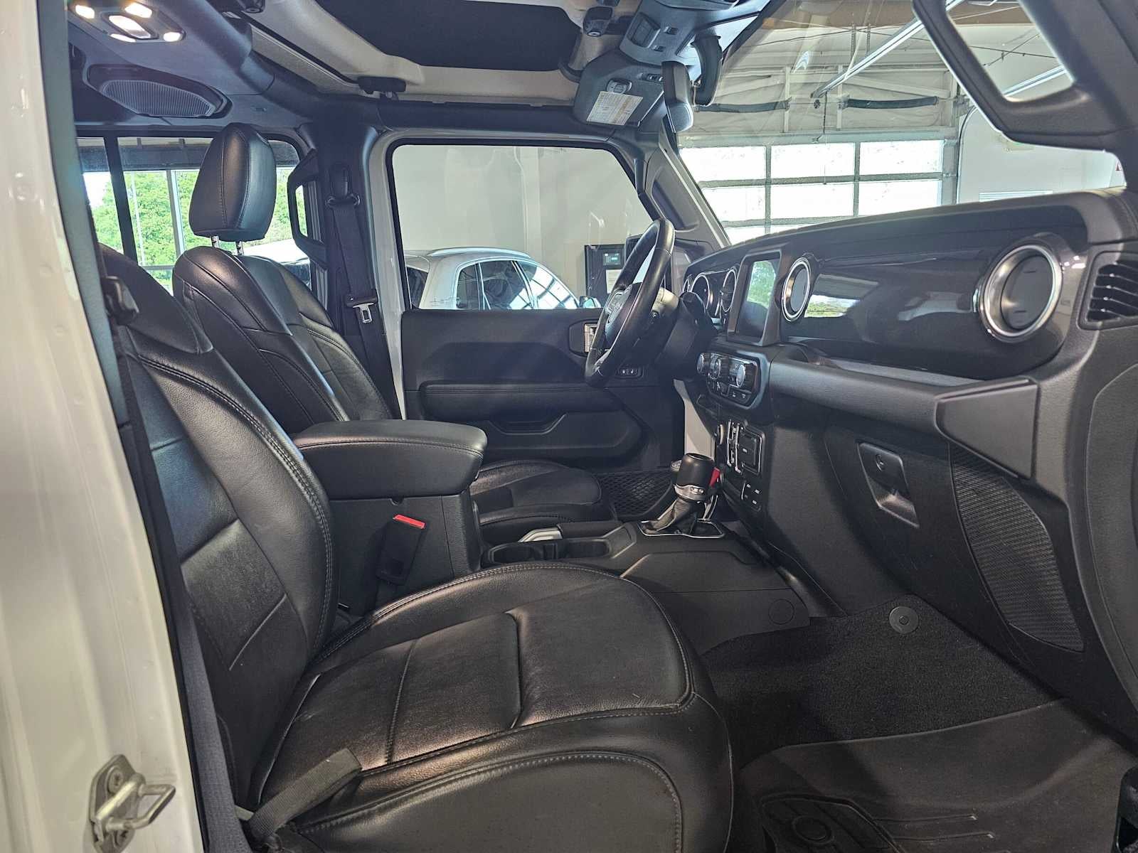 2022 Jeep Wrangler Unlimited Sahara Altitude 4x4