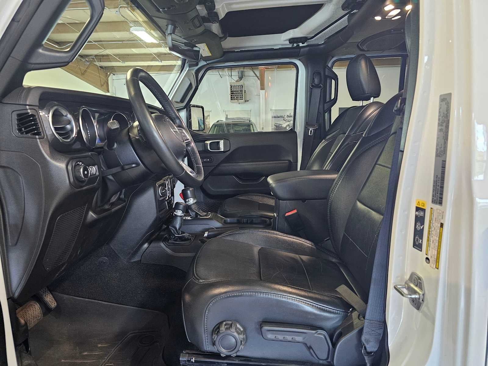 2022 Jeep Wrangler Unlimited Sahara Altitude 4x4