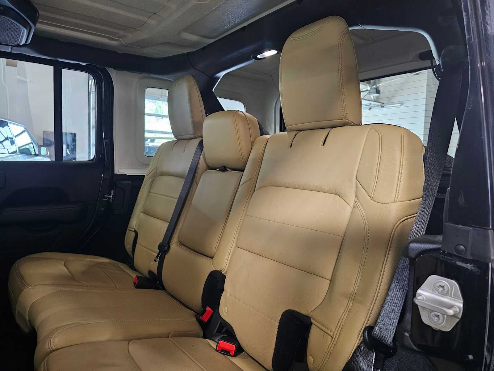 2018 Jeep Wrangler Unlimited Sahara 4x4