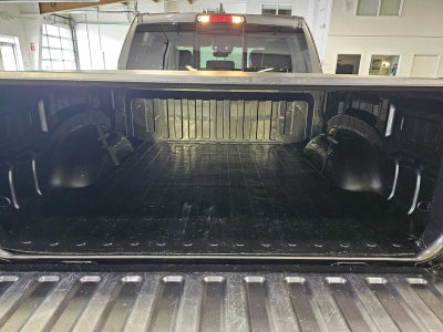 2022 RAM 1500 Laramie 4x4 Crew Cab 57 Box