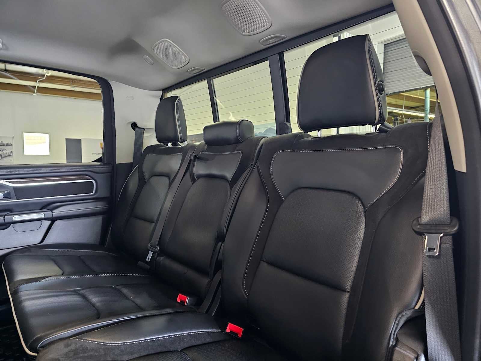 2022 RAM 1500 Laramie 4x4 Crew Cab 57 Box