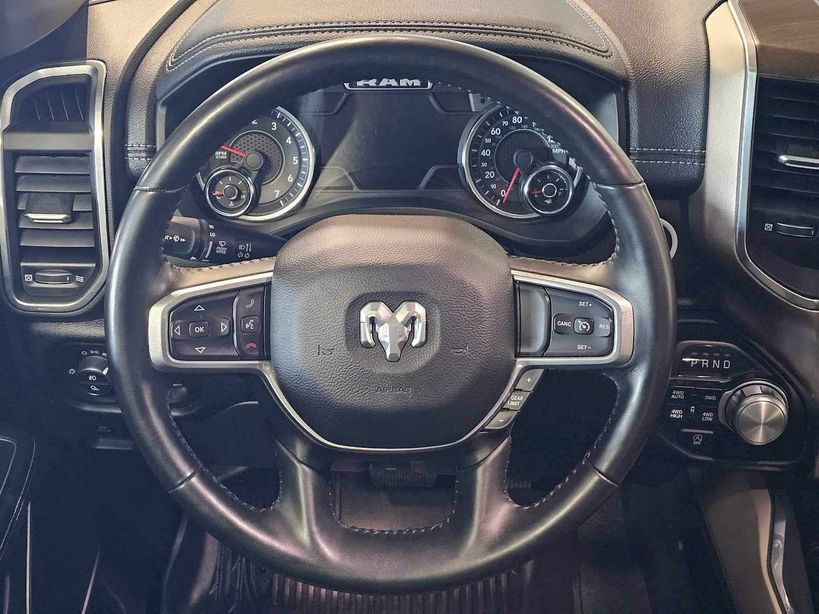 2022 RAM 1500 Laramie 4x4 Crew Cab 57 Box