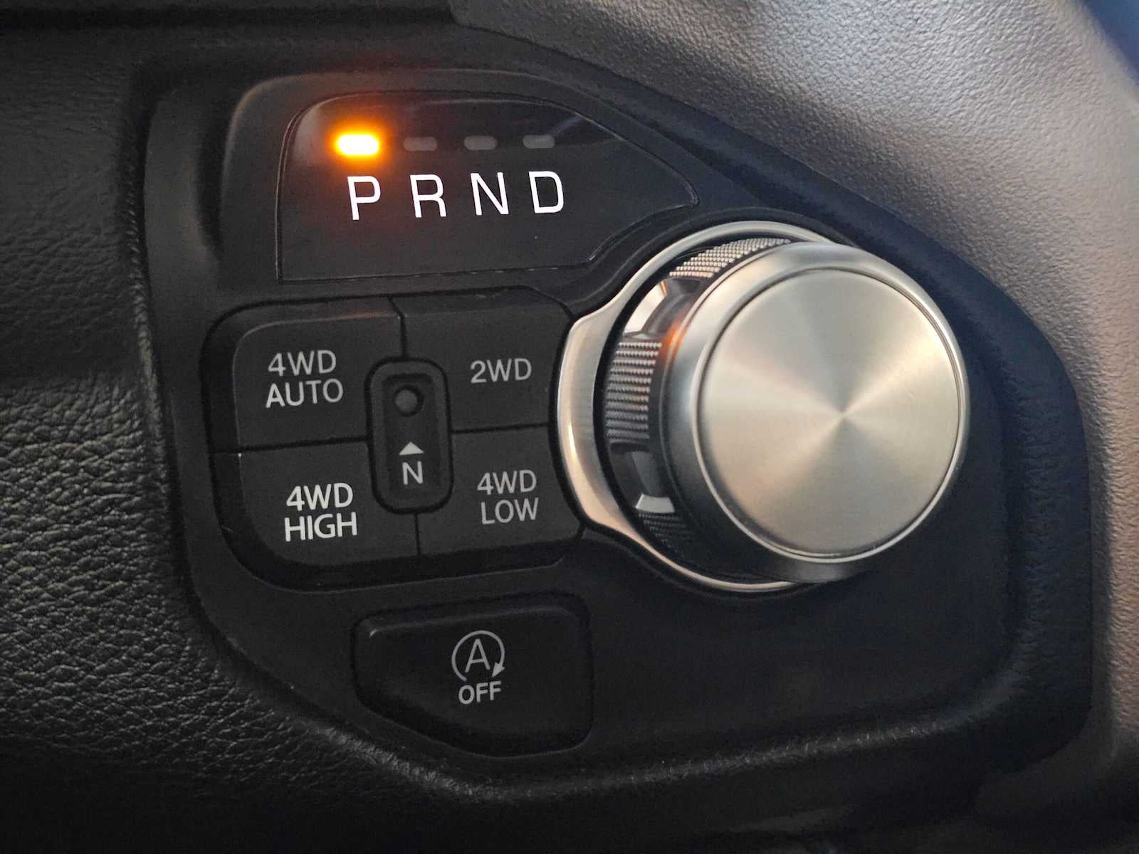 2022 RAM 1500 Laramie 4x4 Crew Cab 57 Box