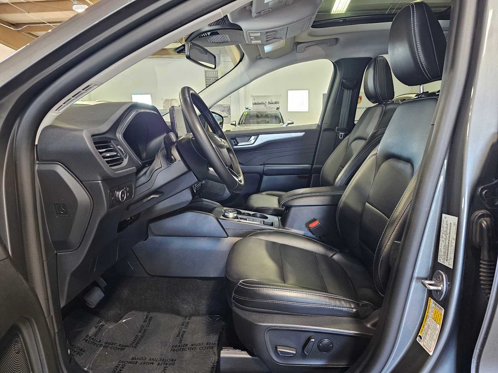 2025 Ford Escape Platinum