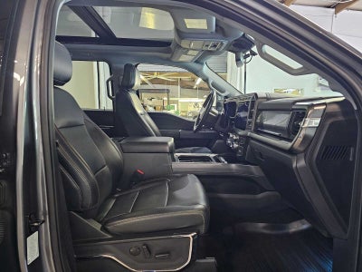 2024 Ford Super Duty F-250 SRW LARIAT 4WD Crew Cab 6.75 Box