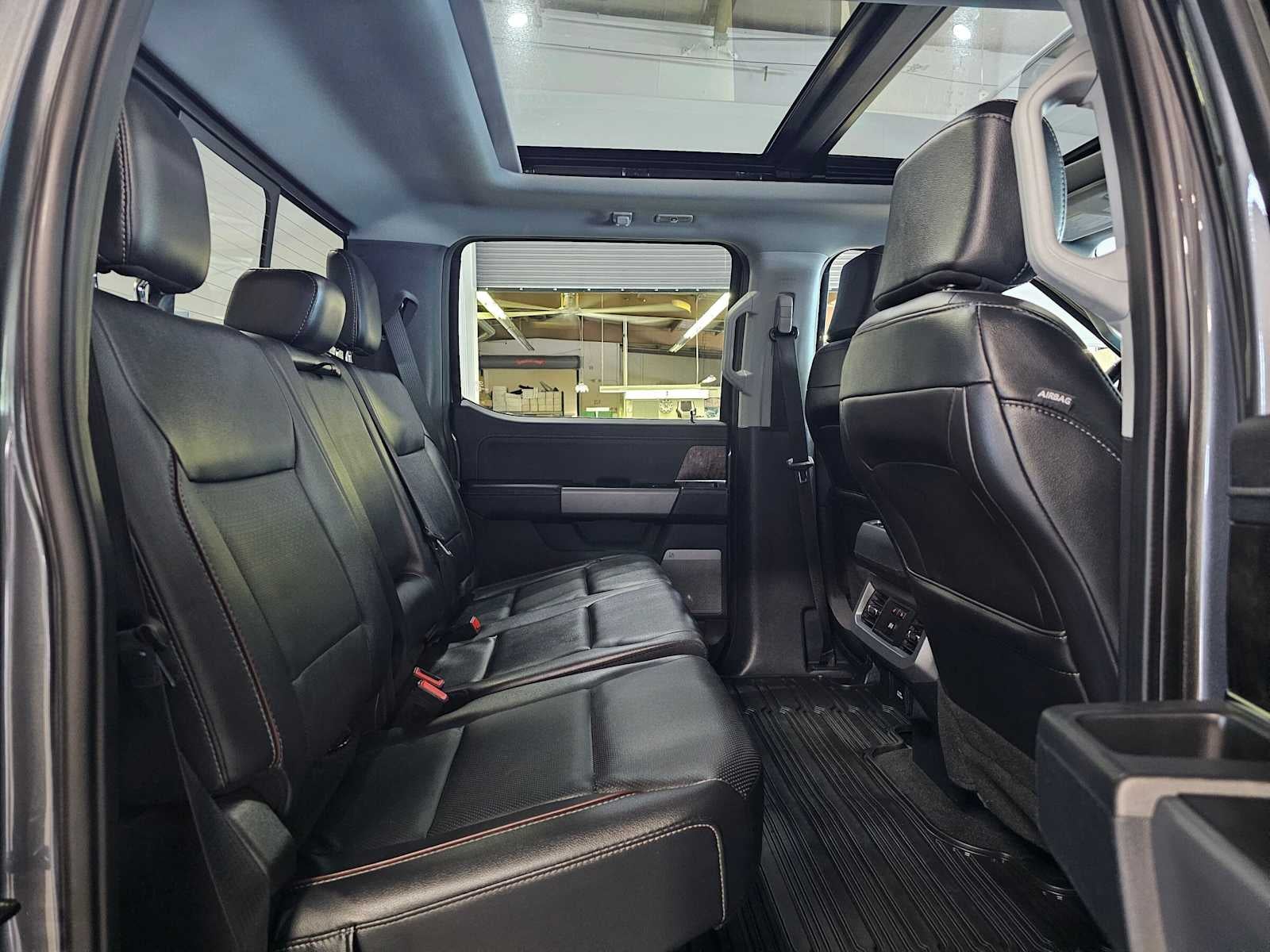2024 Ford Super Duty F-250 SRW LARIAT 4WD Crew Cab 6.75 Box