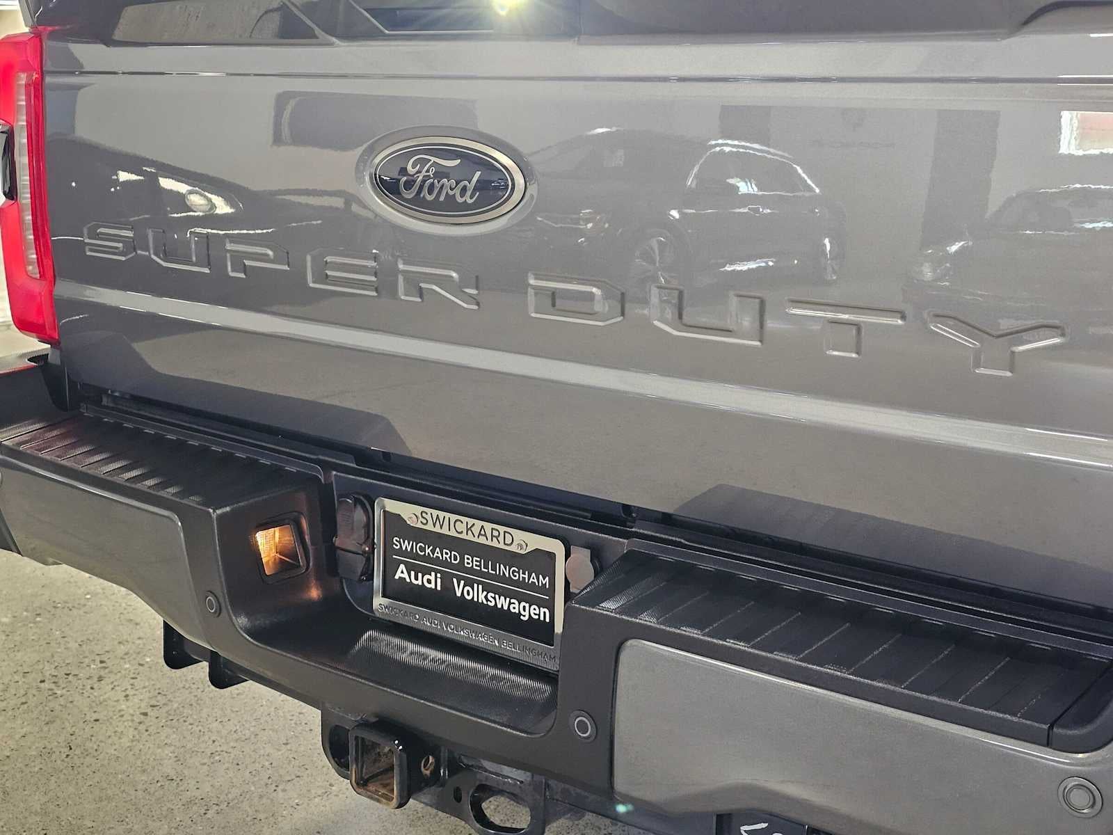 2024 Ford Super Duty F-250 SRW LARIAT 4WD Crew Cab 6.75 Box