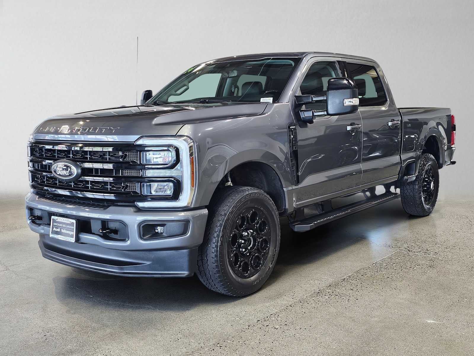 2024 Ford Super Duty F-250 SRW LARIAT 4WD Crew Cab 6.75 Box