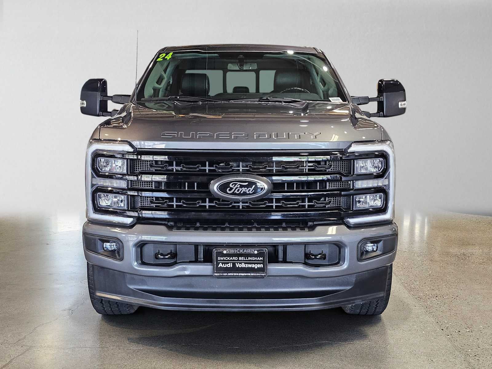 2024 Ford Super Duty F-250 SRW LARIAT 4WD Crew Cab 6.75 Box
