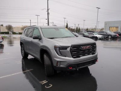 2024 GMC Acadia AWD 4dr AT4