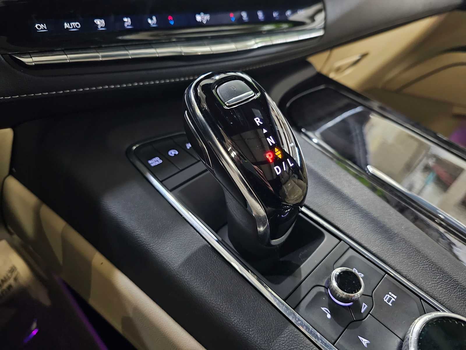 2023 Cadillac Escalade 4WD 4dr Premium Luxury