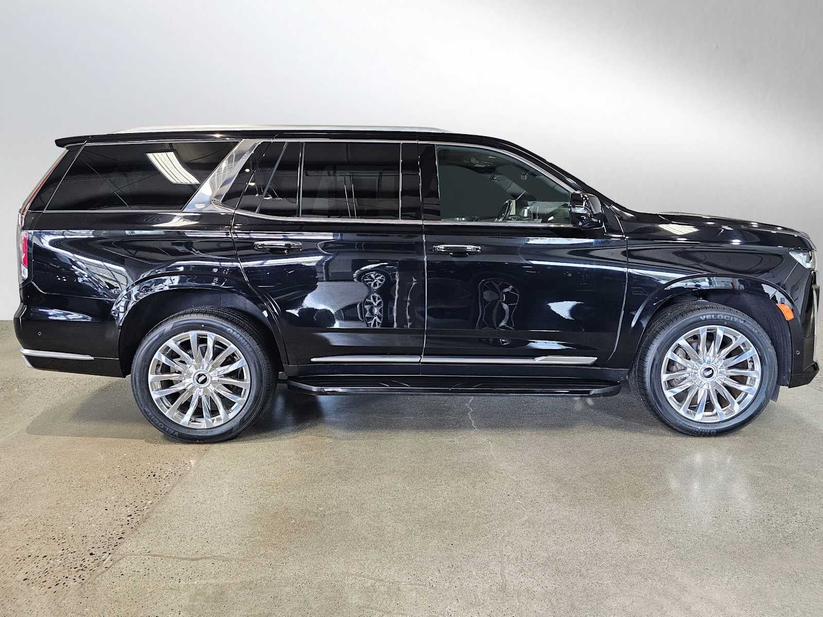 2023 Cadillac Escalade 4WD 4dr Premium Luxury