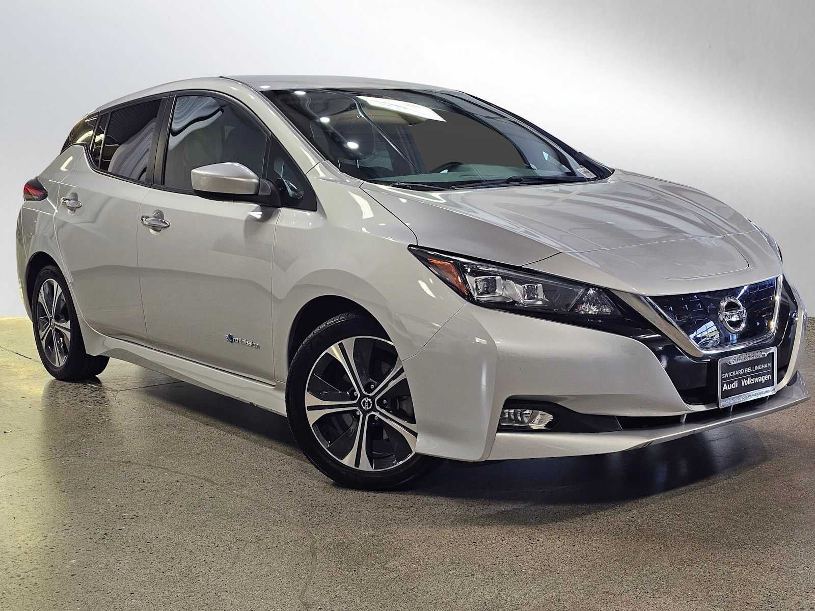 2018 Nissan LEAF SV Hatchback