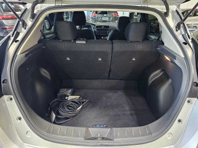 2018 Nissan LEAF SV Hatchback