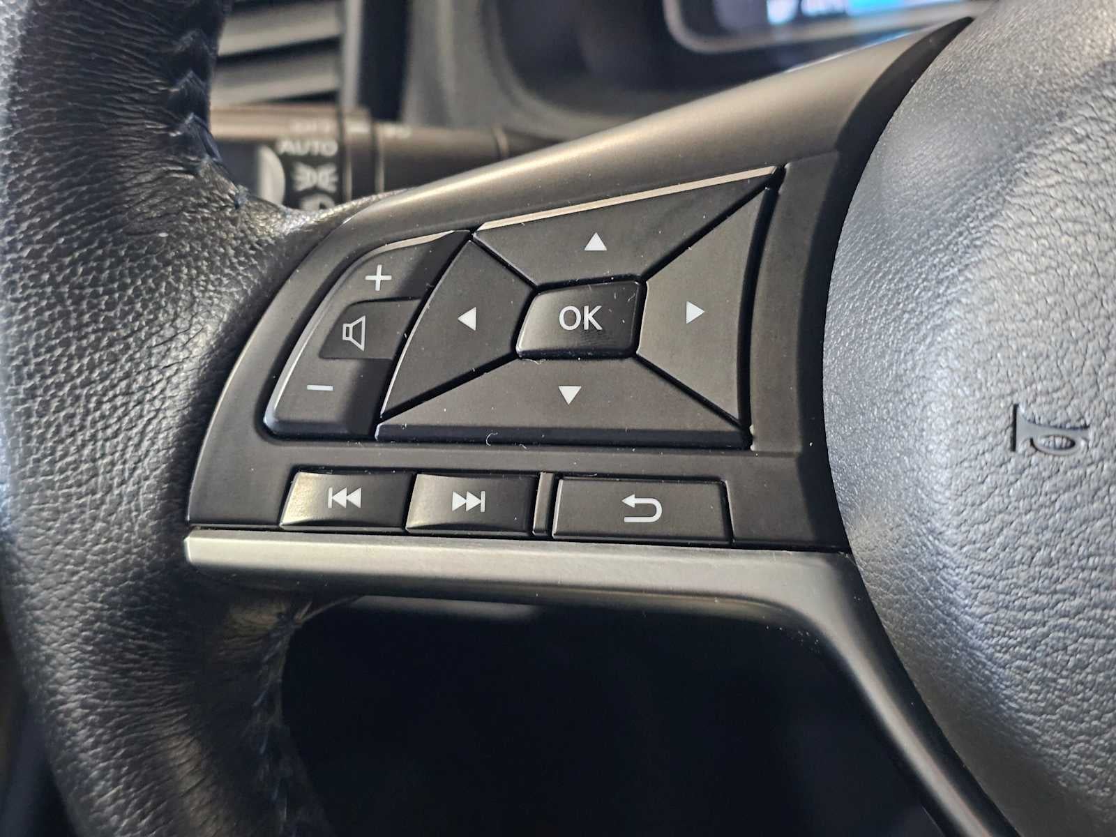 2018 Nissan LEAF SV Hatchback