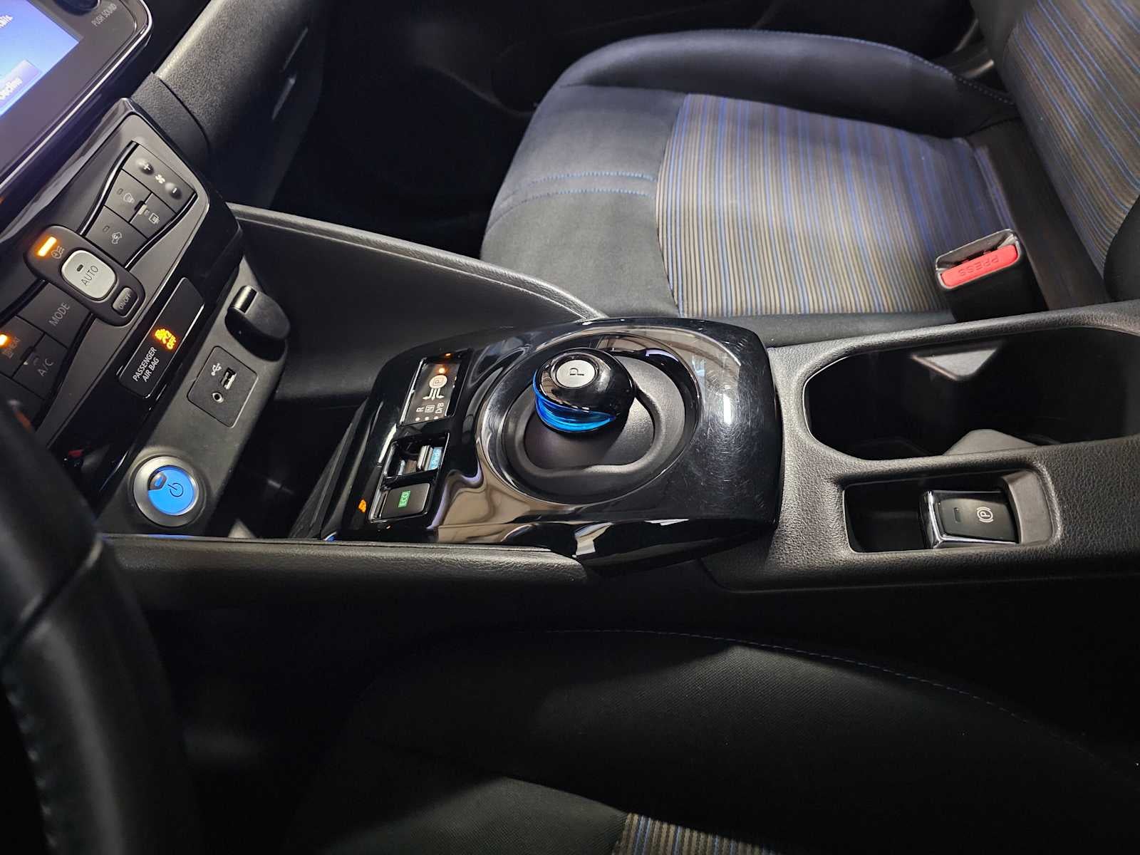 2018 Nissan LEAF SV Hatchback