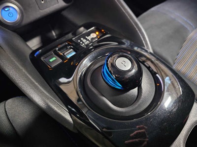 2018 Nissan LEAF SV Hatchback