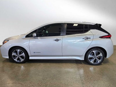 2018 Nissan LEAF SV Hatchback