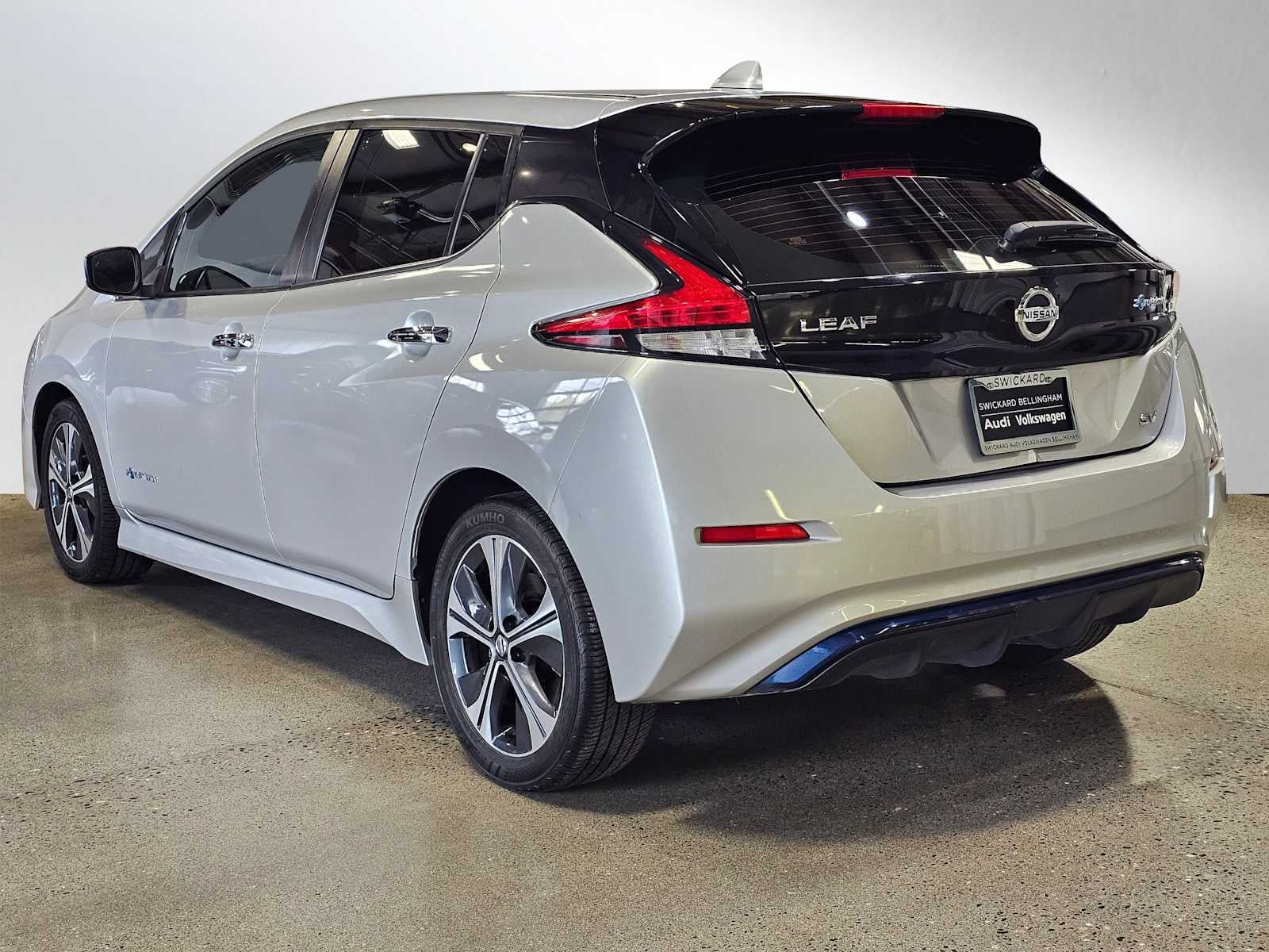 2018 Nissan LEAF SV Hatchback