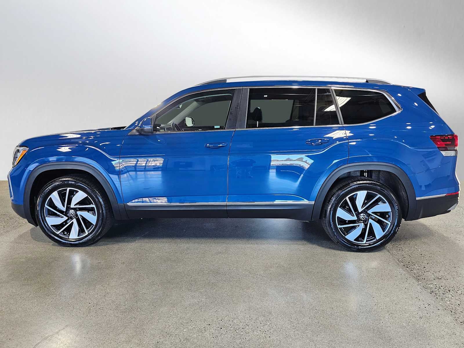 2025 Volkswagen Atlas 2.0T SEL 4MOTION