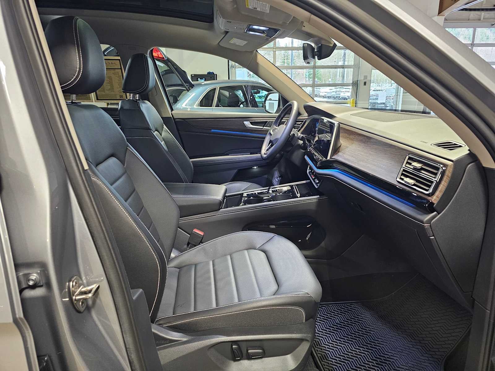 2024 Volkswagen Atlas 2.0T SEL 4MOTION