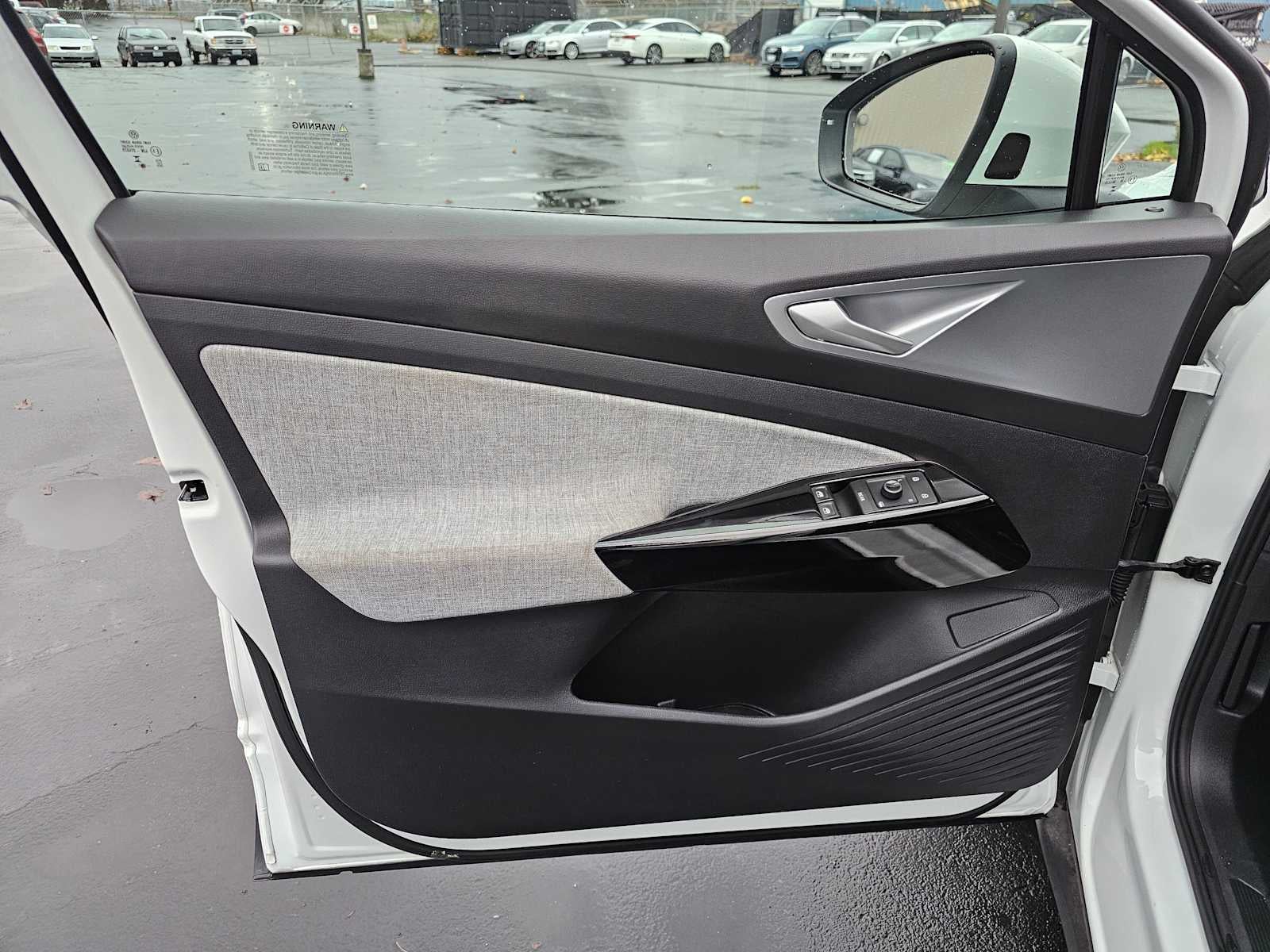 2023 Volkswagen ID.4 Pro RWD w/SK On Battery