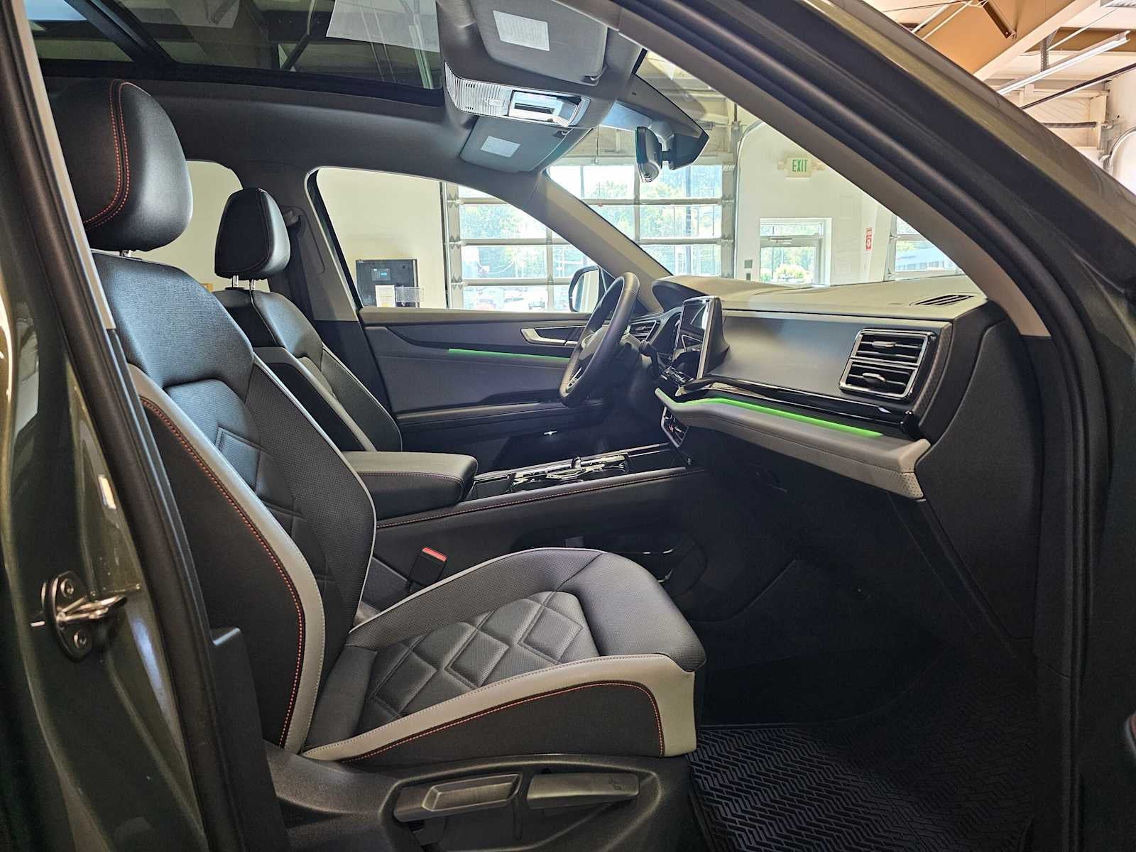 2026 Volkswagen Atlas 2.0T Peak Edition 4MOTION