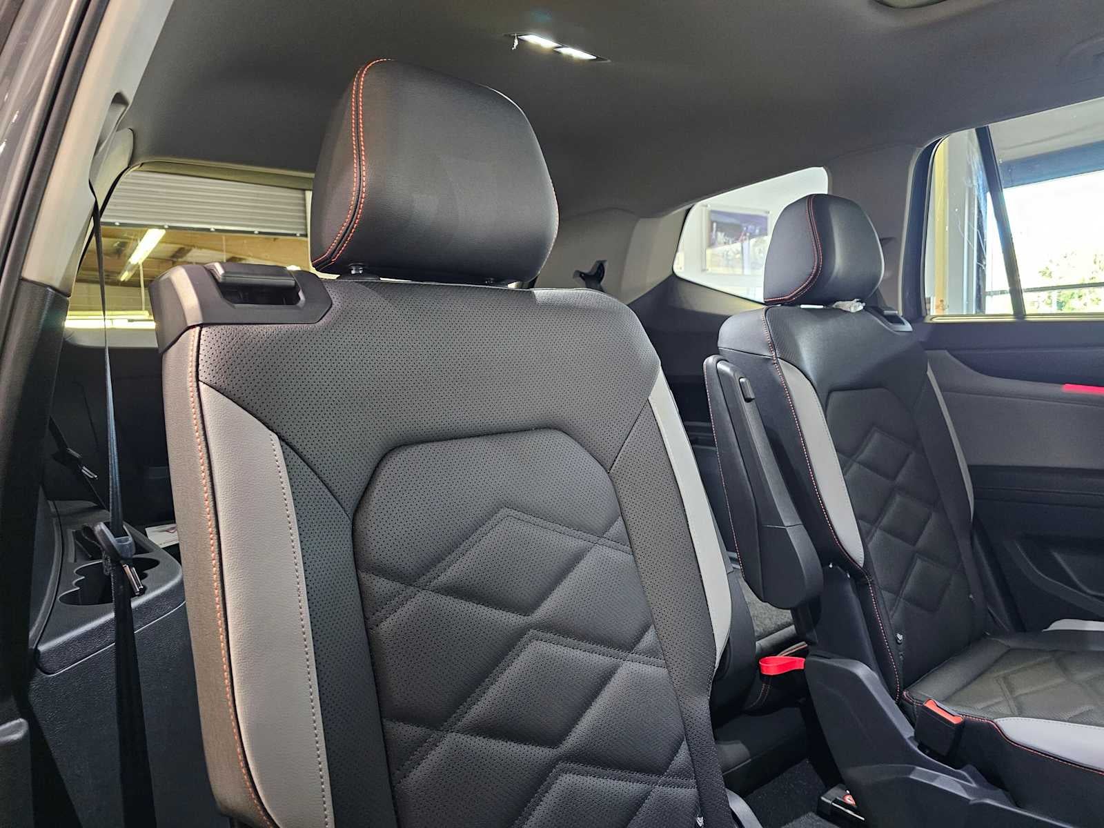 2026 Volkswagen Atlas 2.0T Peak Edition 4MOTION