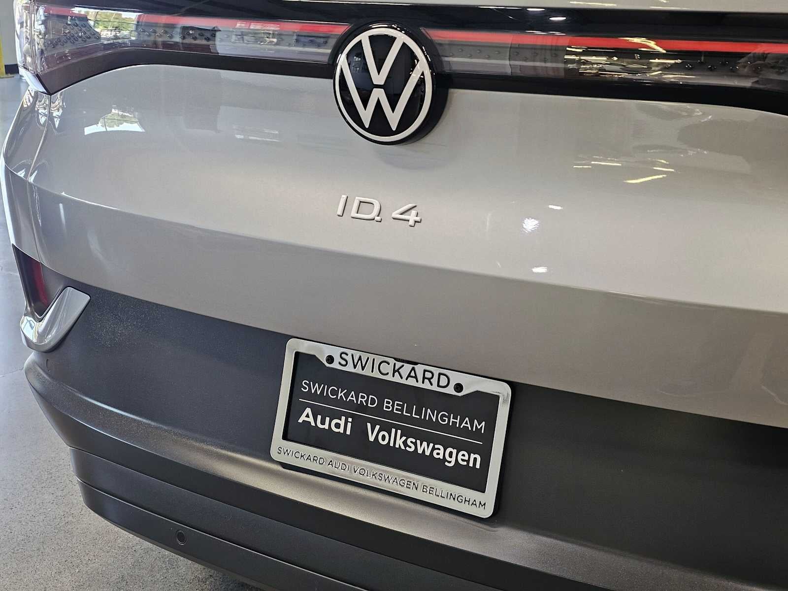 2023 Volkswagen ID.4 Pro