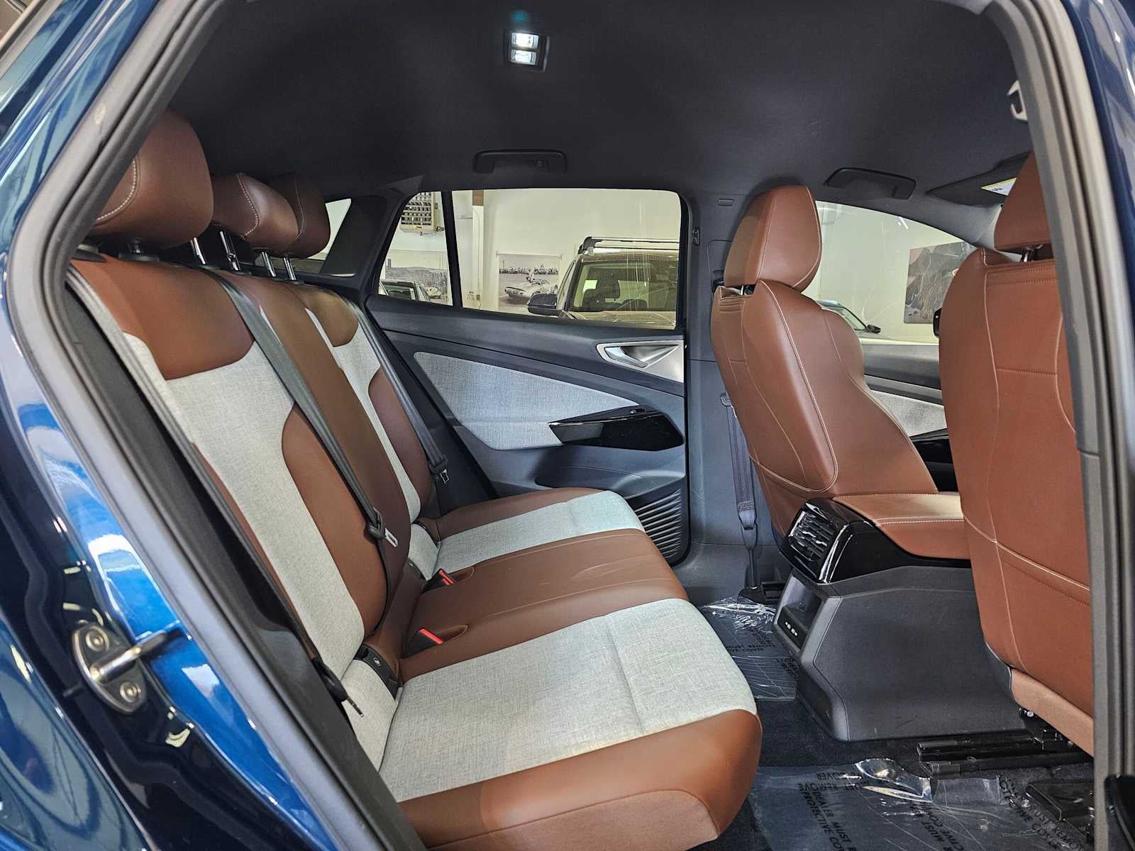 2023 Volkswagen ID.4 Pro