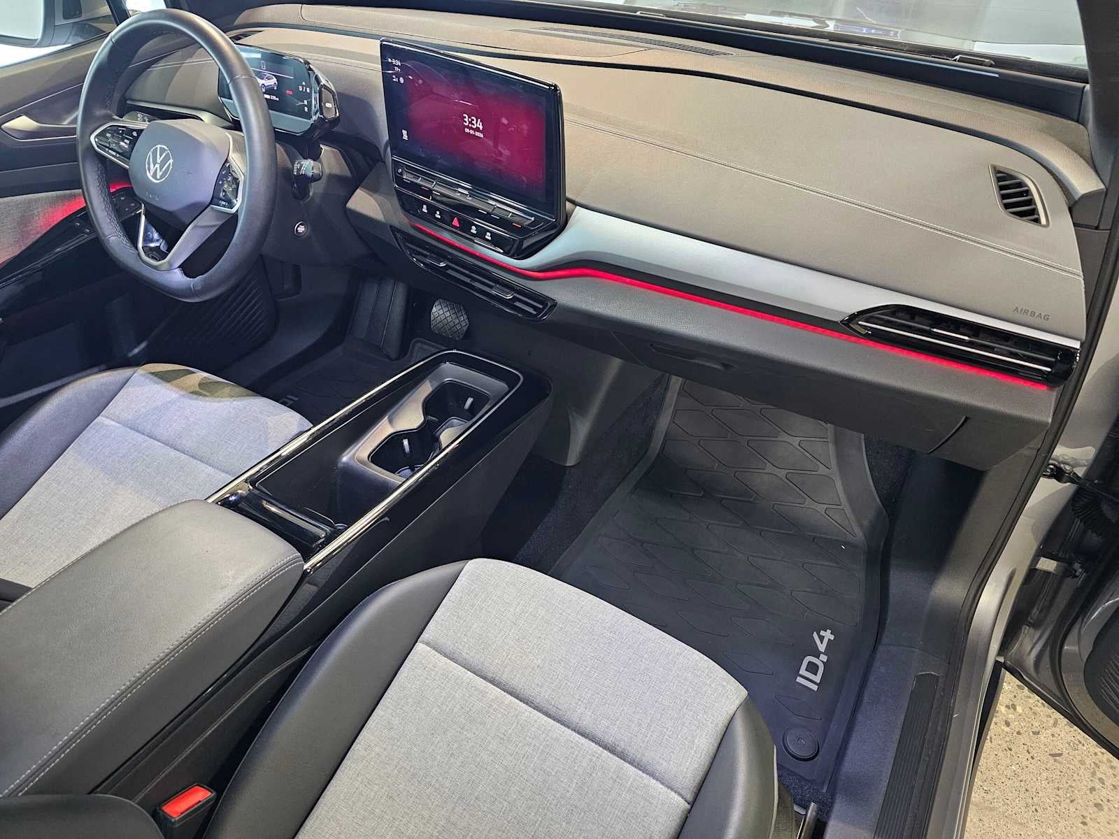 2023 Volkswagen ID.4 Pro