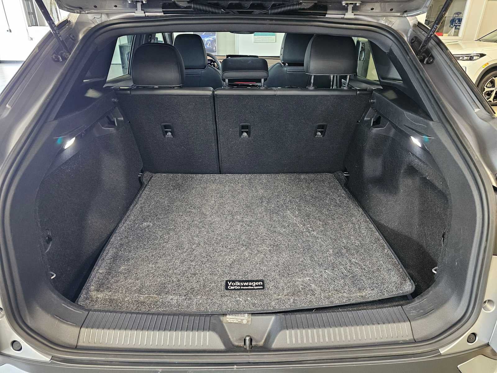 2023 Volkswagen ID.4 Pro