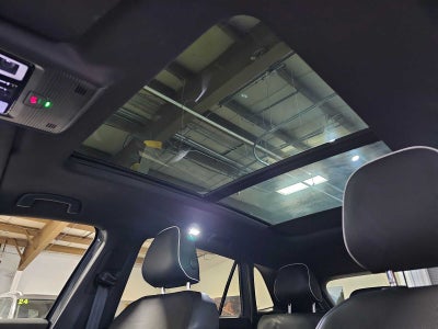 2025 Volkswagen Atlas Cross Sport 2.0T SEL Premium R-Line 4MOTION