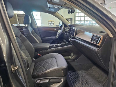 2024 Volkswagen Atlas 2.0T SE w/Technology 4MOTION