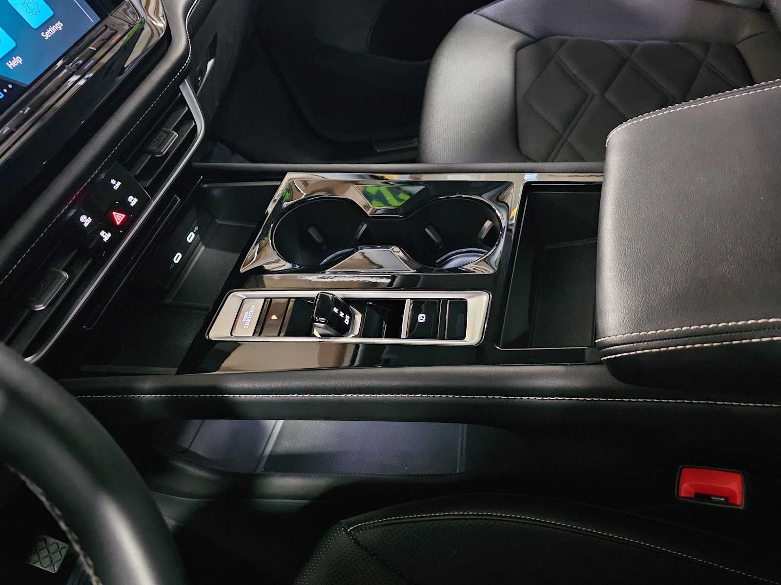 2024 Volkswagen Atlas 2.0T SE w/Technology 4MOTION